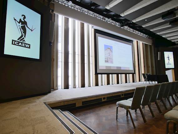AV-Technik schafft vielseitige Veranstaltungsfläche in der denkmalgeschützten Great Hall
