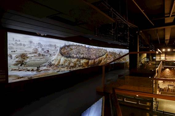 Atemberaubendes 21 Meter langes animiertes Display in 4K-Auflösung in neuem Museum