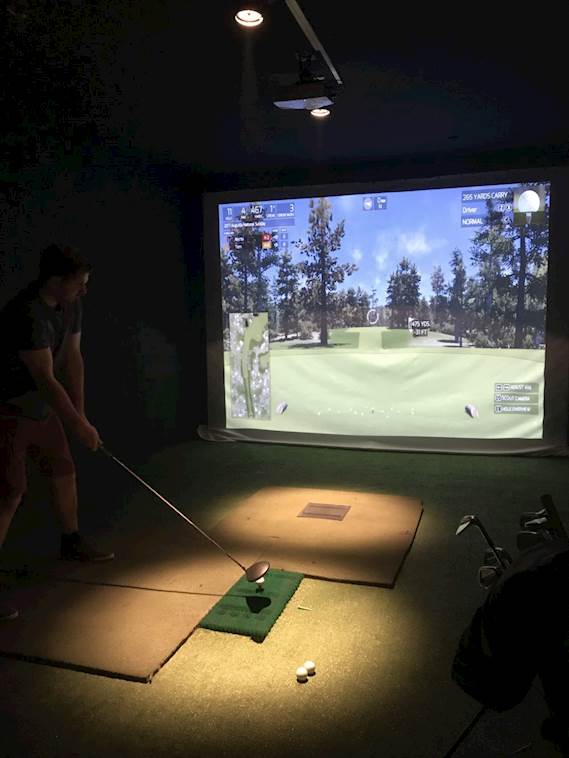 Ein Golf-Simulator für Zuhause