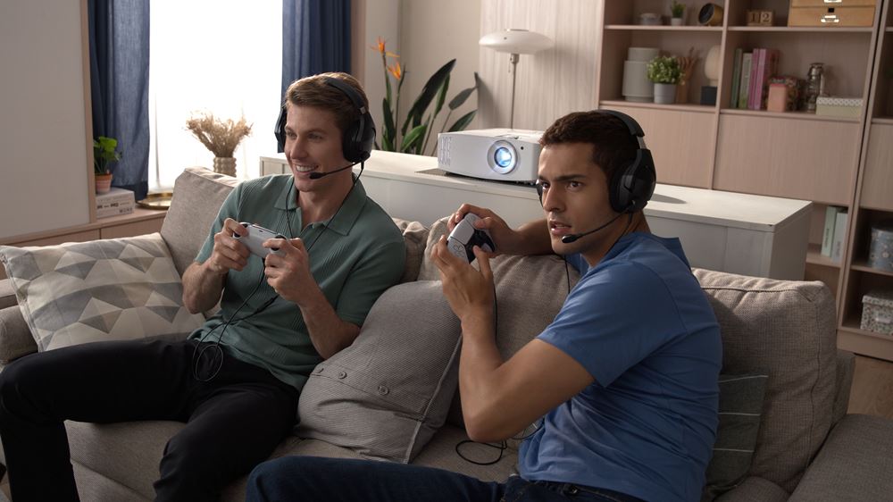 Gallery image UHD55-11